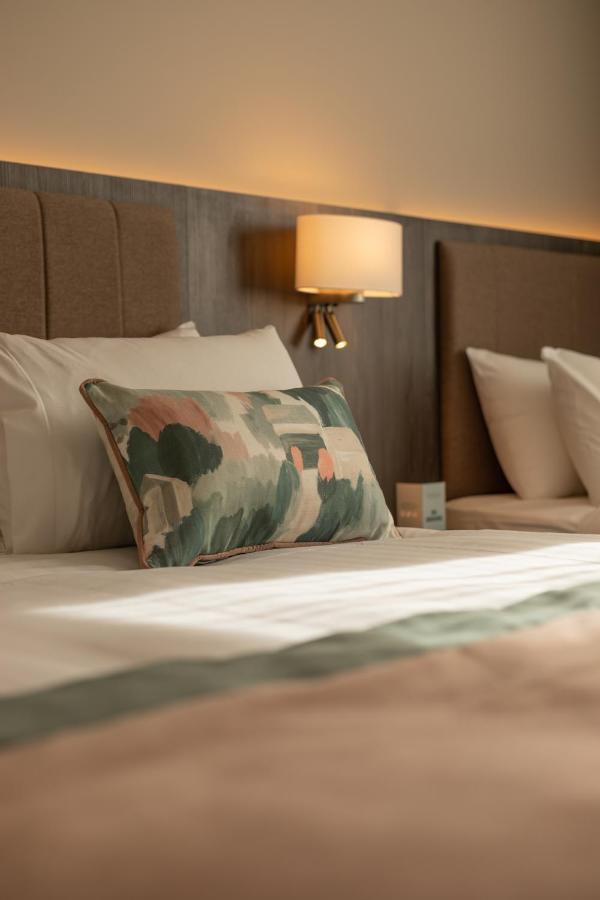 Mcwilliam Park Hotel Клерморріс Екстер'єр фото